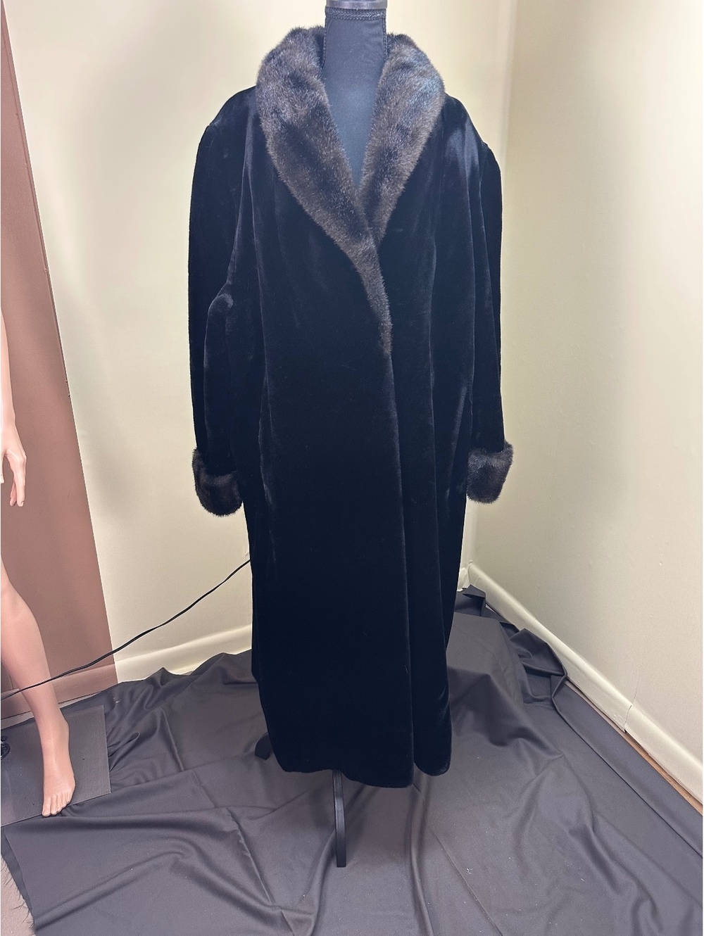 Boulevard East Black Faux Fur Long Coat 2XL Brown Shawl Collar Made in USA